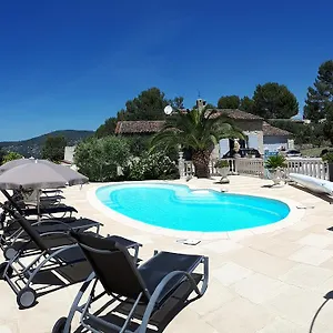  Ferienhaus Les Pins Climatise Piscine Chauffee Jardin